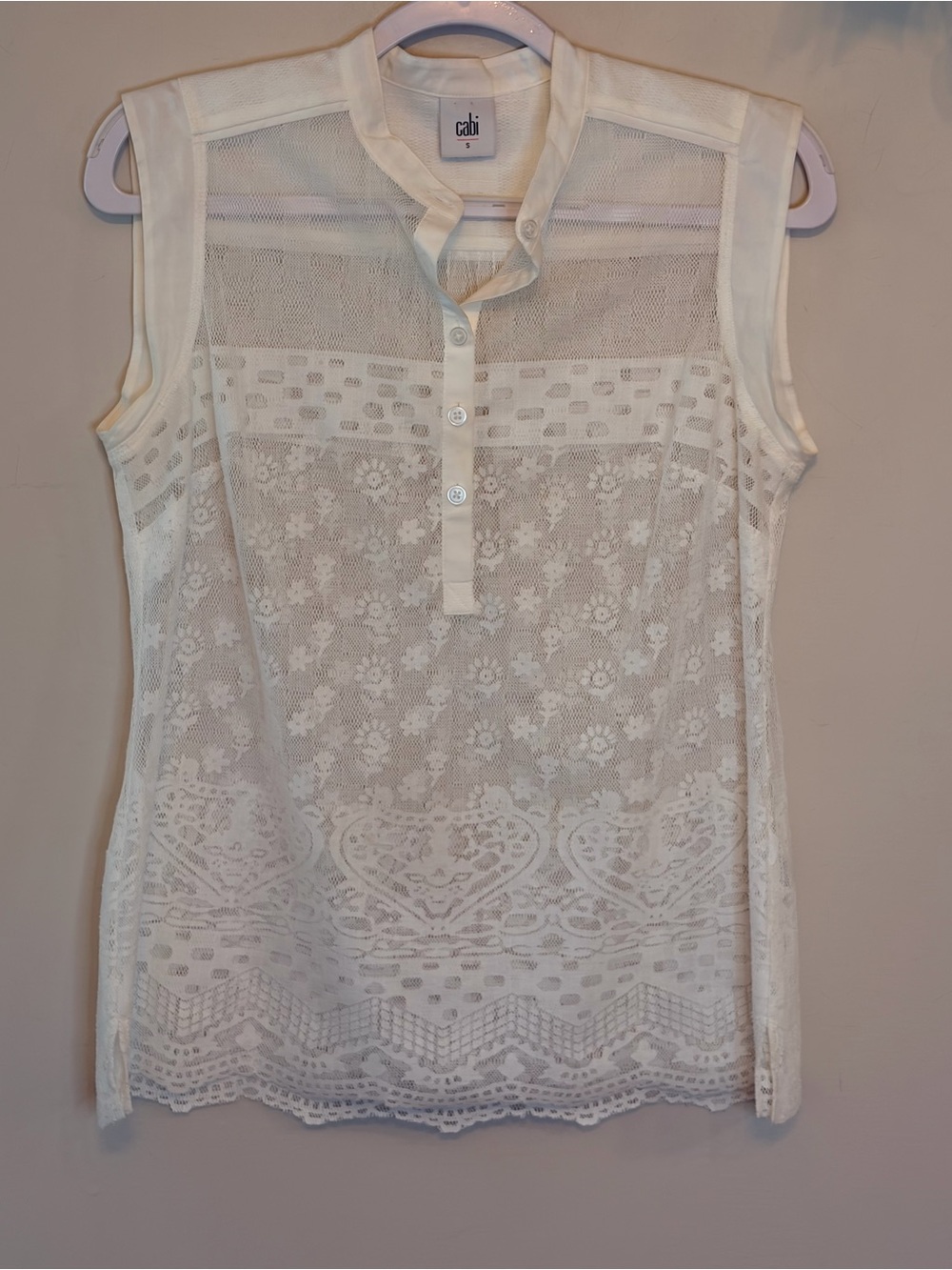 CAbi Ivory Lace Blouse Sleeveless Romantic Coastal Chic Boho Top - Picture 2 of 7